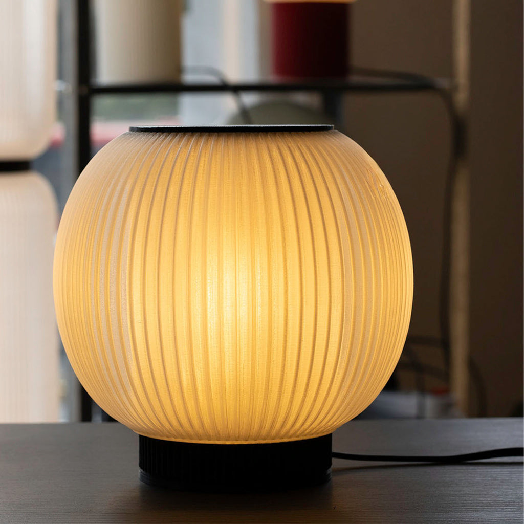 GLOW S